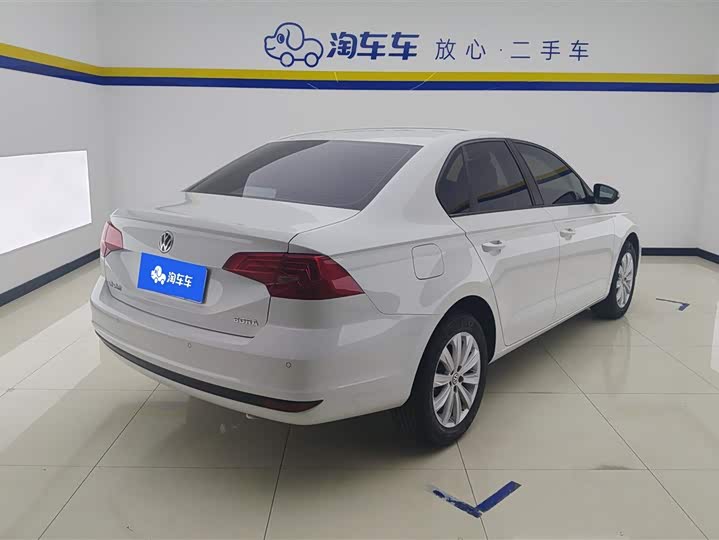 Фото 3 - Volkswagen Bora