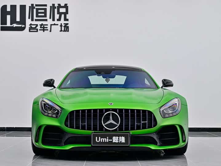 Фото 2 - Mercedes-Benz AMG GT