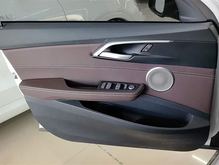 Фото 7 - BMW 1 Series