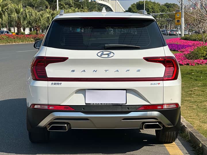 Фото 5 - Hyundai Santa Fe