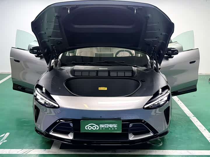 Фото 2 - Xiaomi YU7