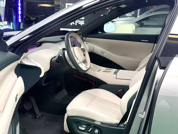 Фото 7 - Xiaomi YU7