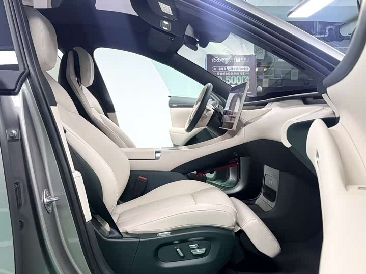 Фото 9 - Xiaomi YU7