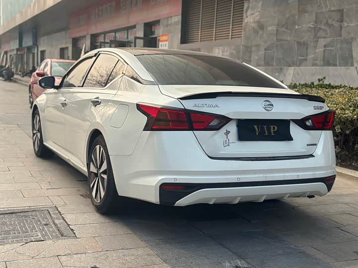 Фото 6 - Nissan Teana