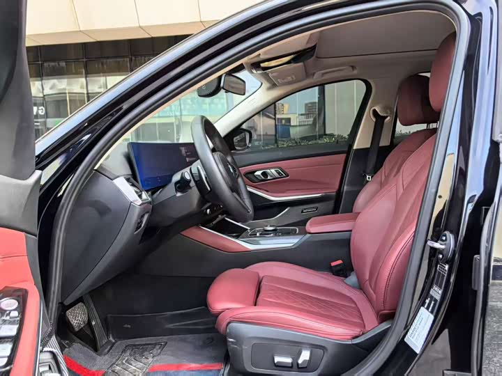 Фото 9 - BMW 3 Series