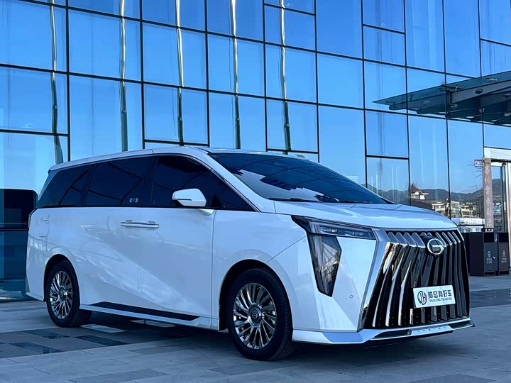 Фото 3 - GAC Trumpchi M8