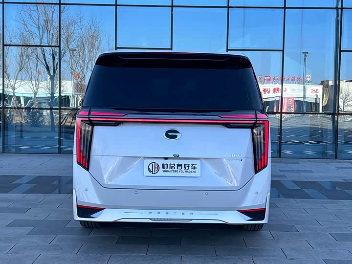 Фото 5 - GAC Trumpchi M8