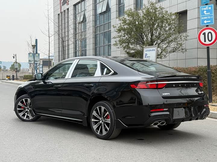 Photo 5 - Geely Preface