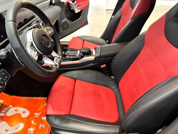 Фото 8 - Mercedes-Benz A-Class AMG