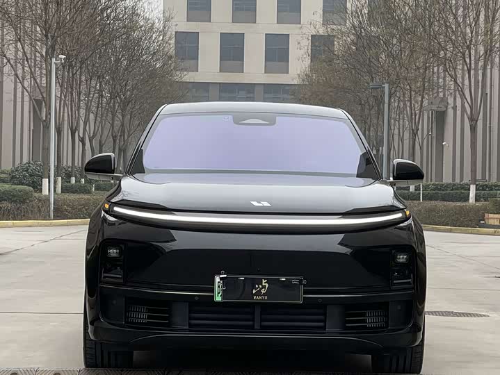 Фото 2 - LiXiang L7