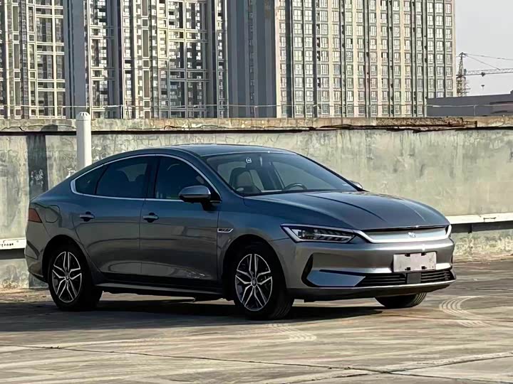 Фото 3 - BYD Qin Plus