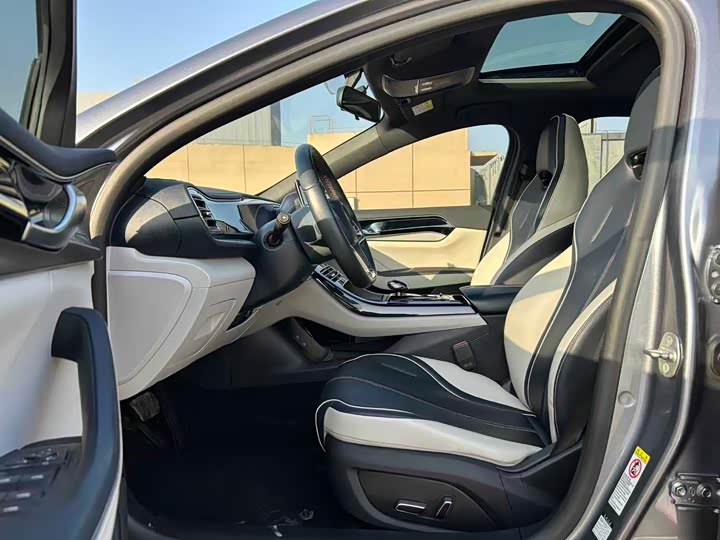 Фото 4 - BYD Qin Plus