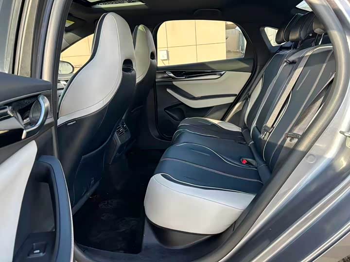 Фото 6 - BYD Qin Plus