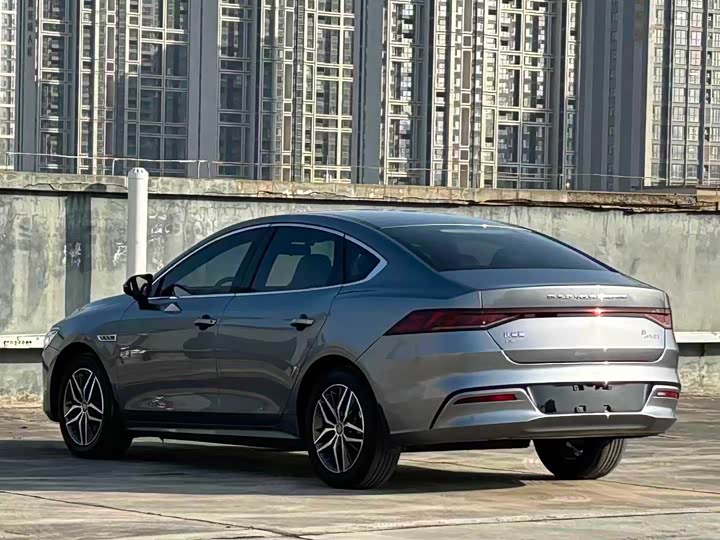 Фото 9 - BYD Qin Plus