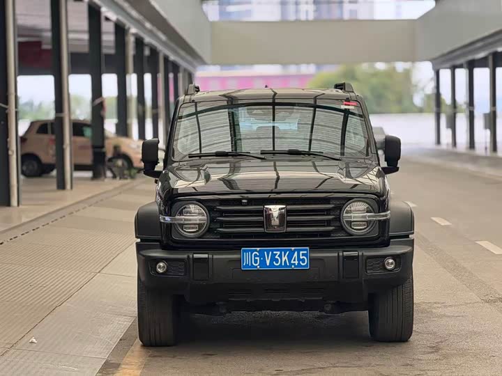 Фото 2 - Tank 300