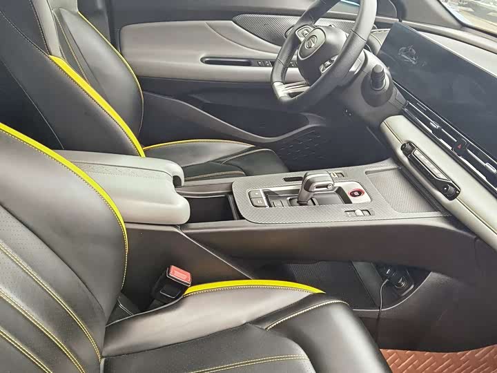 Фото 9 - GAC Trumpchi Empow R