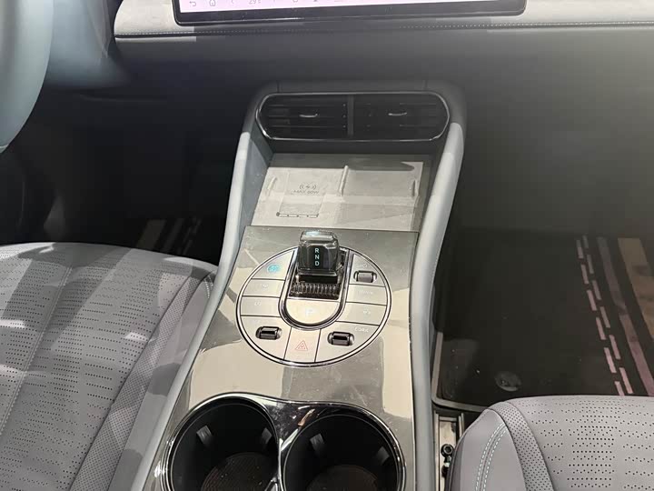 Фото 9 - BYD Seal 06 GT