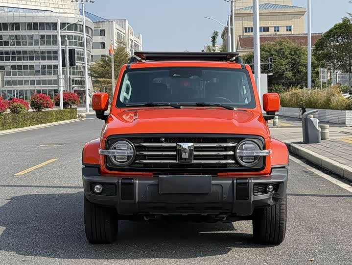 Фото 2 - Tank 300