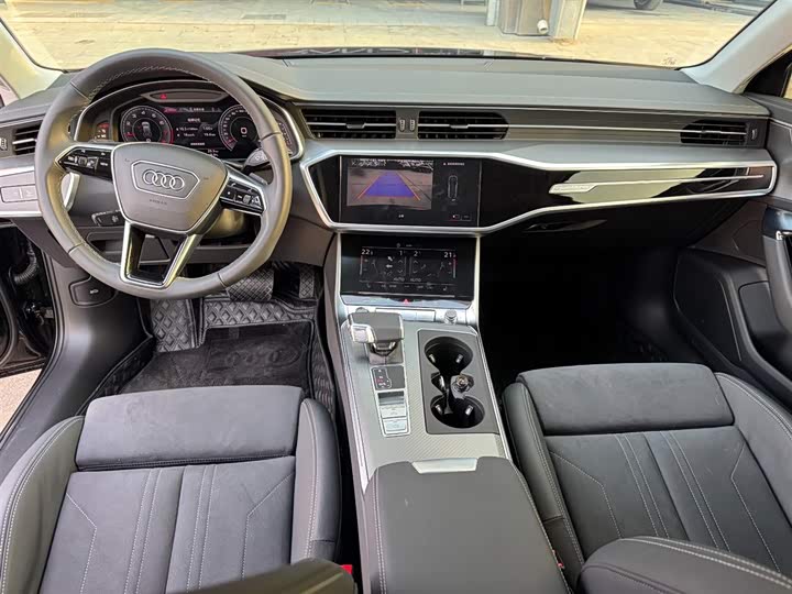 Фото 6 - Audi A6