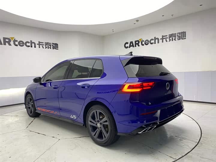 Фото 7 - Volkswagen Golf