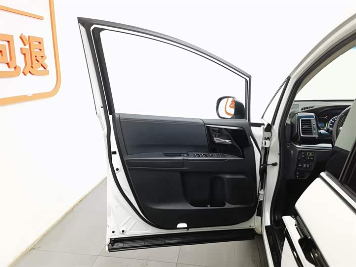 Фото 8 - Honda Elysion