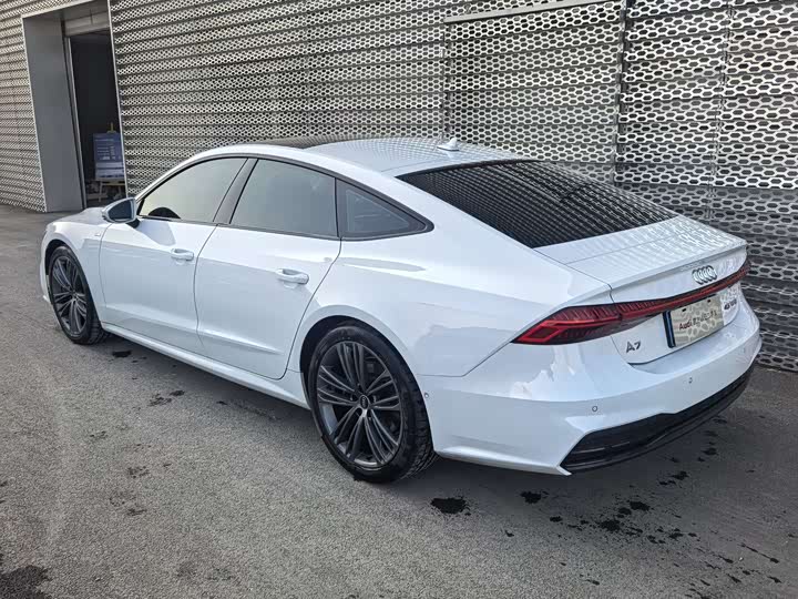 Фото 4 - Audi A7