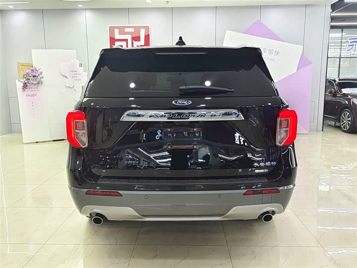 Фото 5 - Ford Explorer