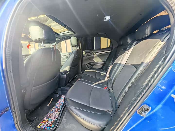 Фото 6 - Honda Civic