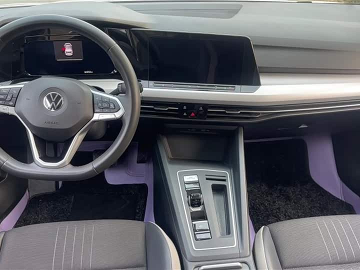 Фото 8 - Volkswagen Golf