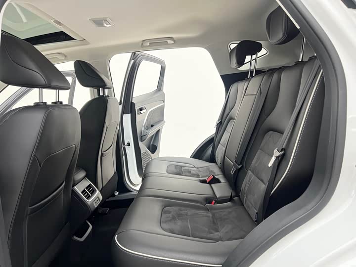 Фото 8 - Haval H6