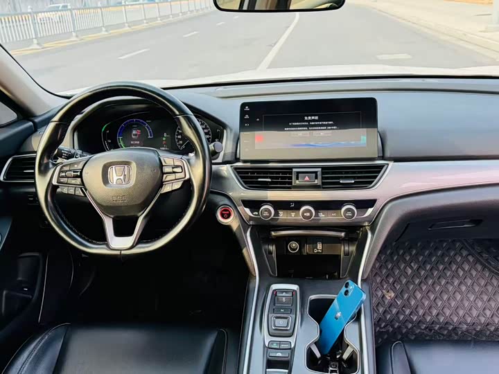 Фото 5 - Honda Accord