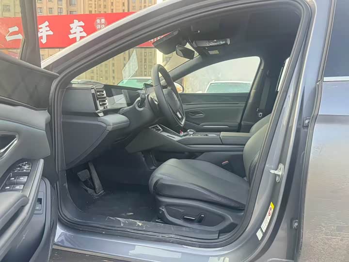 Фото 2 - BYD Qin Plus