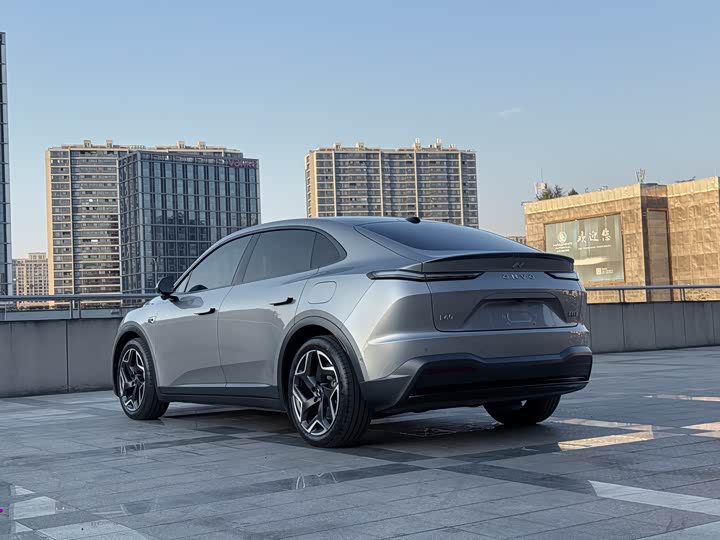 Фото 7 - Nio Onvo L60