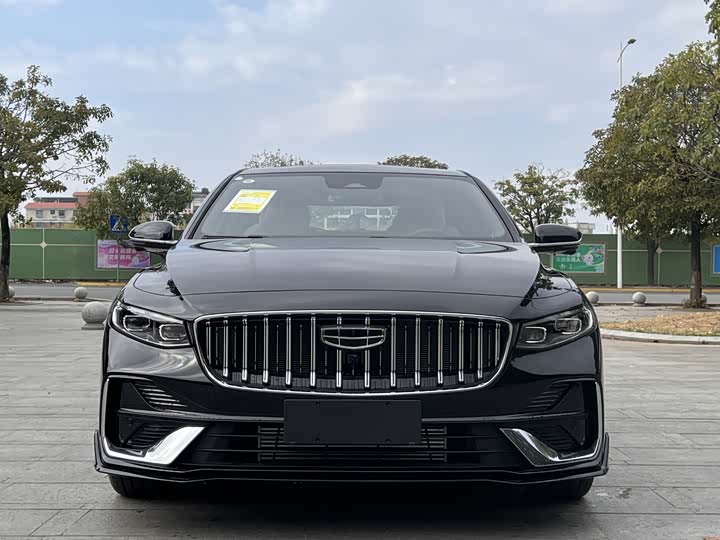 Фото 2 - Geely Preface