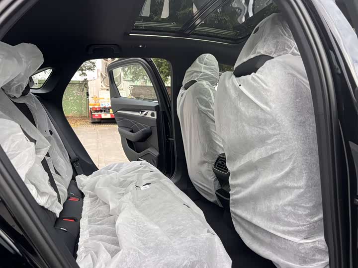 Фото 7 - Geely Preface