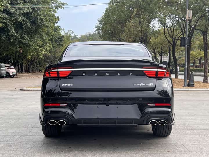 Фото 9 - Geely Preface