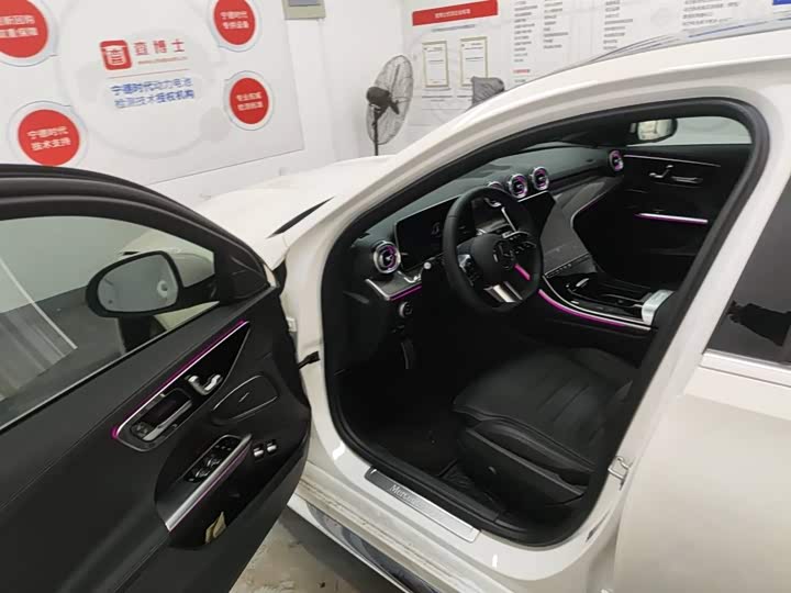 Фото 2 - Mercedes-Benz C-Class Hybrid