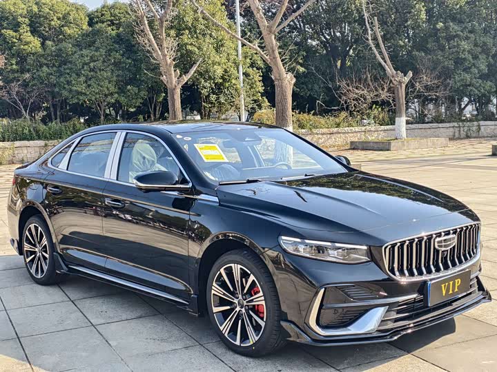 Фото 3 - Geely Preface