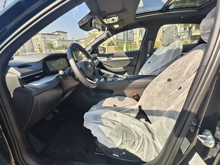 Фото 9 - Geely Preface