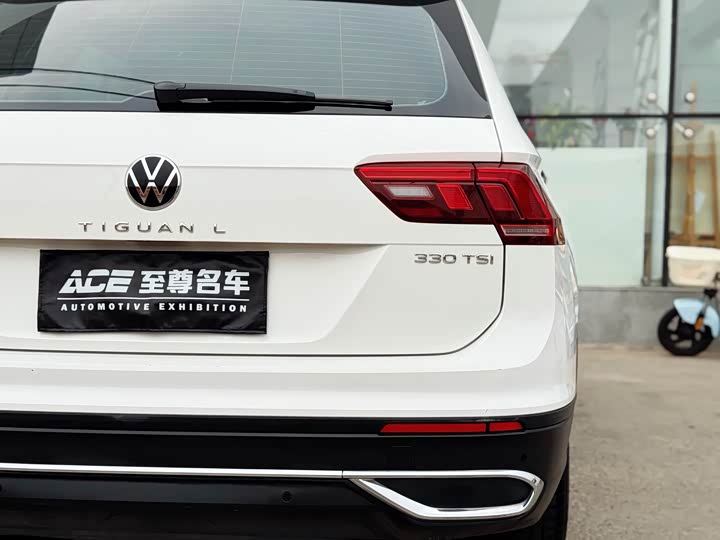 Фото 9 - Volkswagen Tiguan L Pro