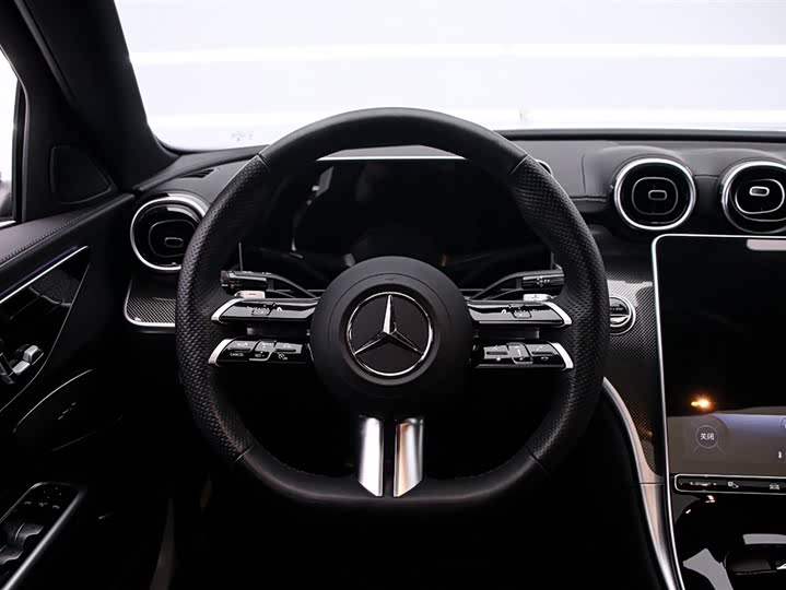 Фото 7 - Mercedes-Benz C-Class