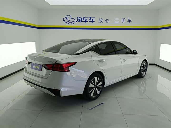 Фото 3 - Nissan Teana