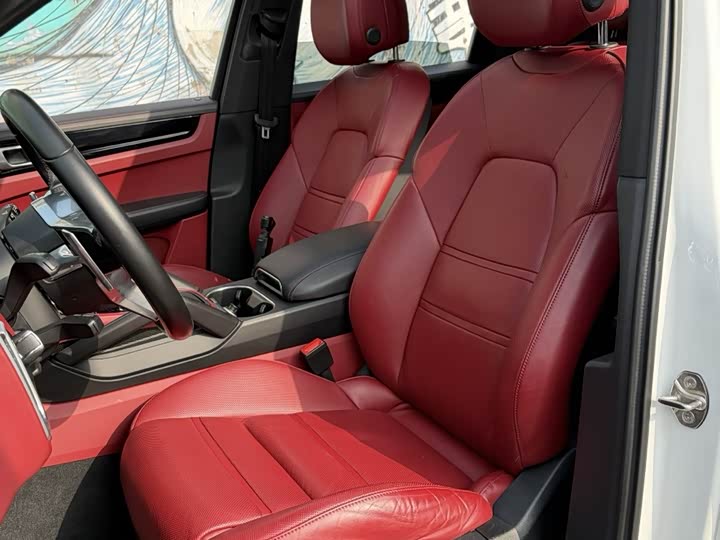 Фото 9 - Porsche Cayenne