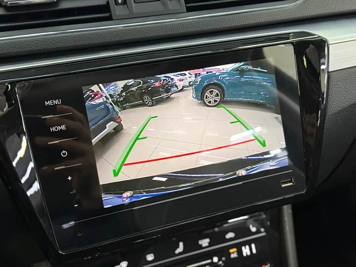 Фото 9 - Skoda Superb