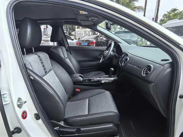 Фото 5 - Honda XR-V