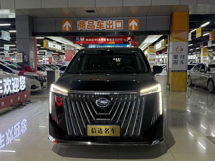 Фото 2 - GAC Trumpchi M8