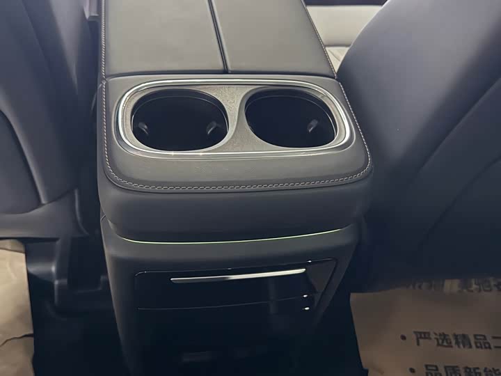 Фото 6 - GAC Trumpchi M8