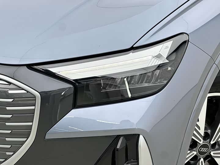 Фото 5 - Audi Q4 e-tron