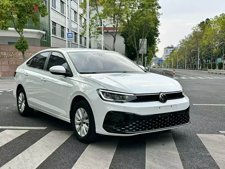 Фото 3 - Volkswagen Lavida