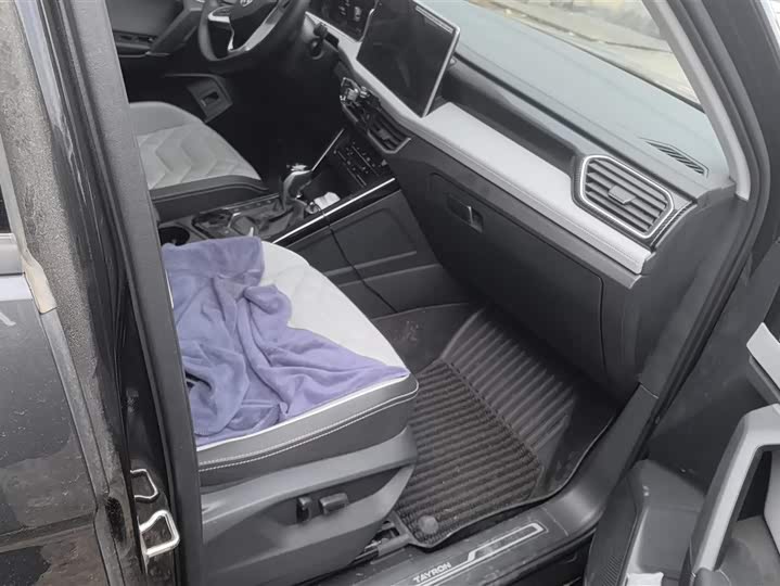 Фото 8 - Volkswagen Tayron